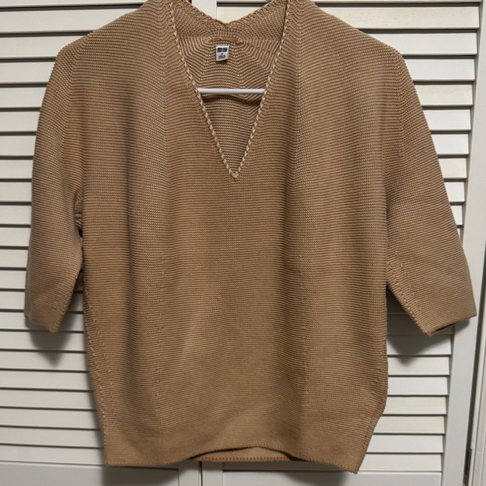 Uniqlo 3D Knit Cotton Sweater Short Sleeve Beige